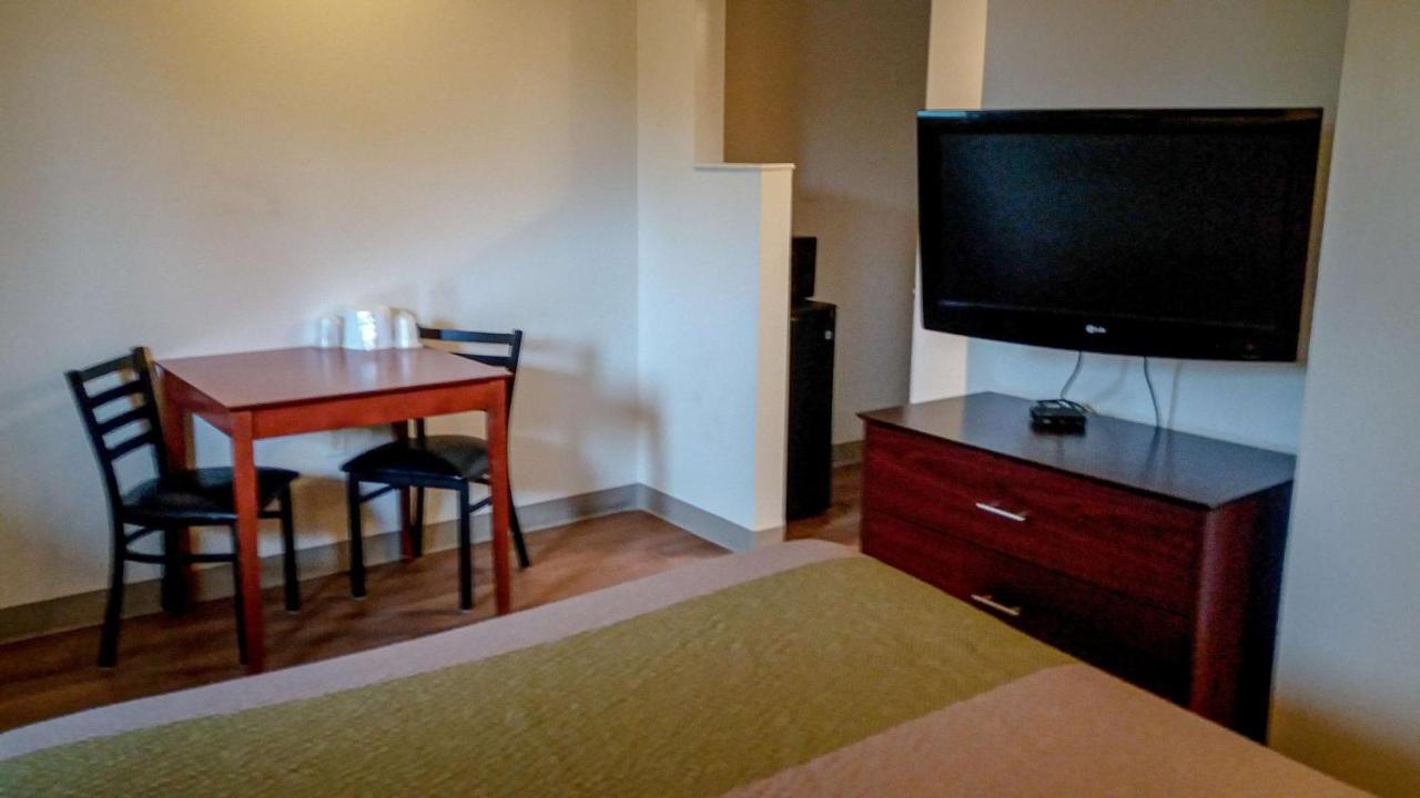 Motel 6-Greensboro, Nc - I-40 Eksteriør billede