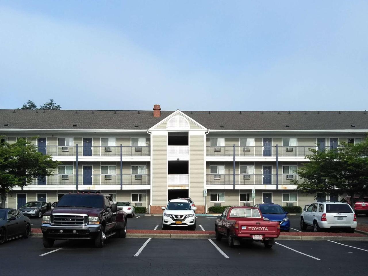 Motel 6-Greensboro, Nc - I-40 Eksteriør billede
